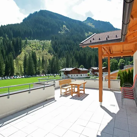 In With Sauna Chalet Saalbach-Hinterglemm