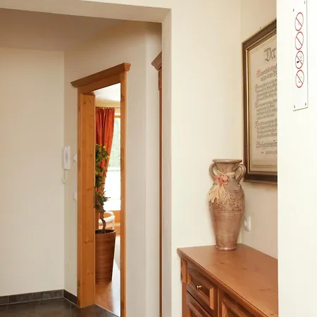 In Near Lift & Sauna سالباخ هينترغليم