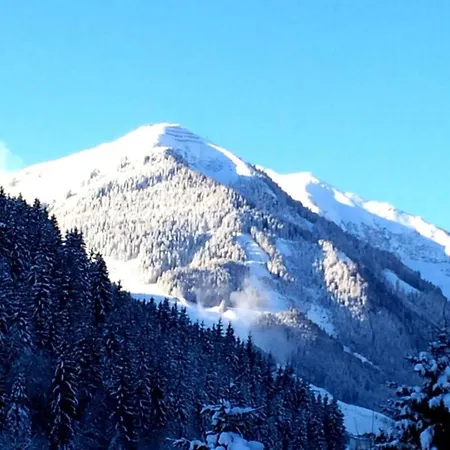 In Near Lift & Sauna *