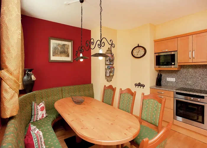 In Near Lift & Sauna 샬레