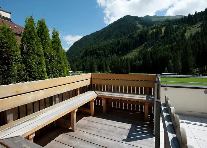 In Near Lift & Sauna 샬레 잘바흐 힌터글렘